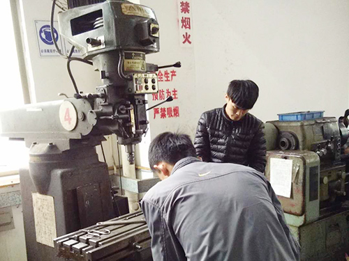 惠州西班牙铣床维修