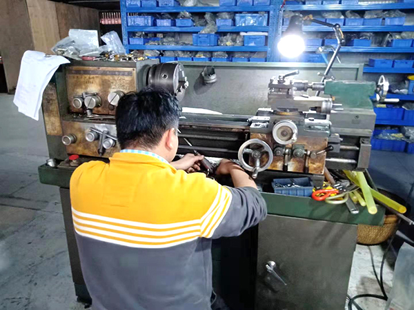 东莞大岭山上海C0630A车床维修