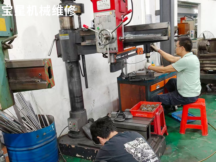 东莞市石排镇Z3032X10摇臂钻床维修