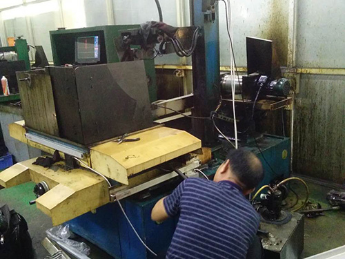 东莞DK7745线切割机安装电子尺