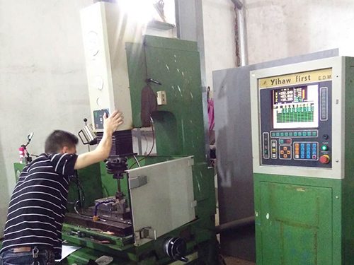 东莞先锋火花机维修