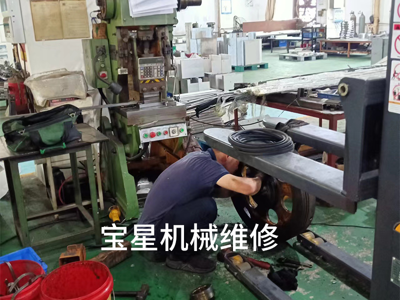 东莞市万江上海机床厂有限公司J23一16冲床维修