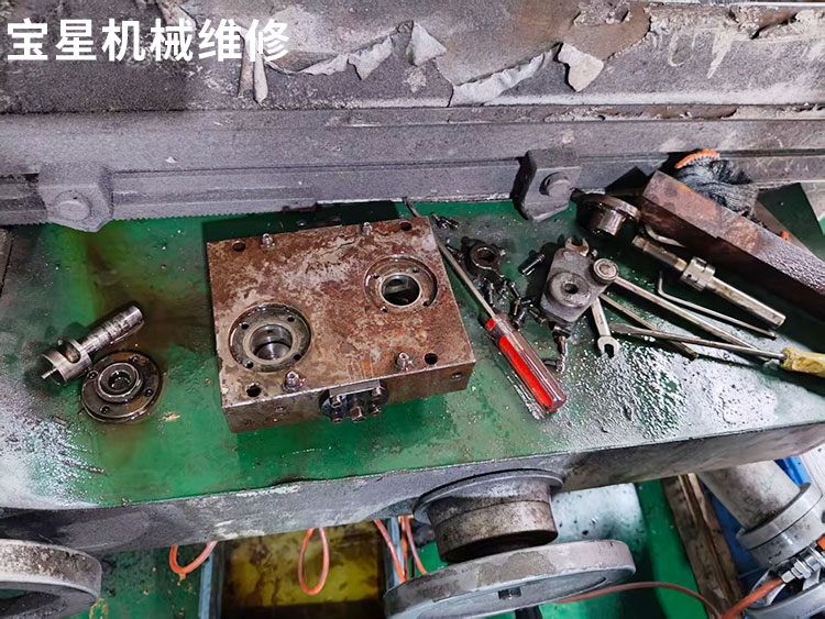 东莞市桥头镇KGS一250AH平面磨床维修